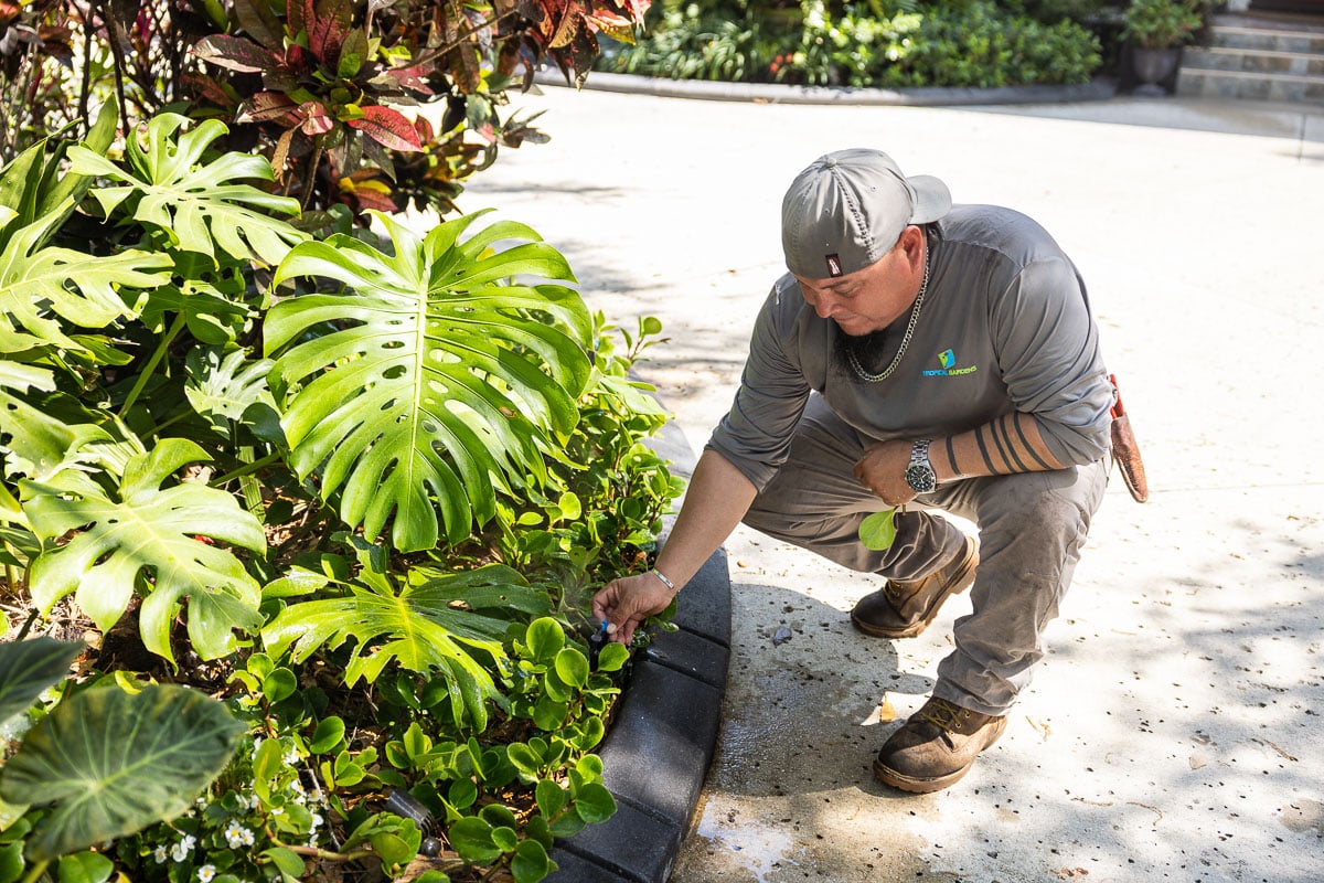 landscape maintenance irrigation crew 2