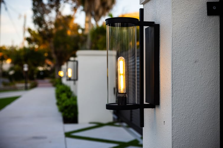 front entrance landscape lighting on walls