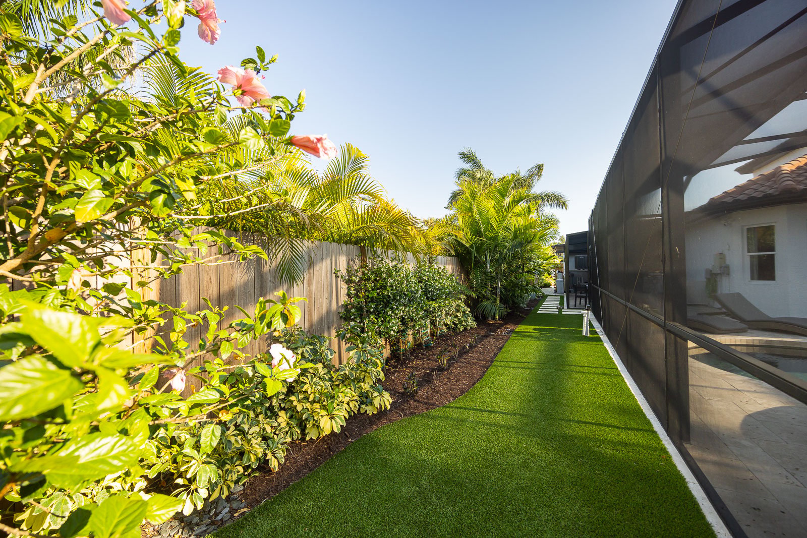 artificial turf landscape bed 2