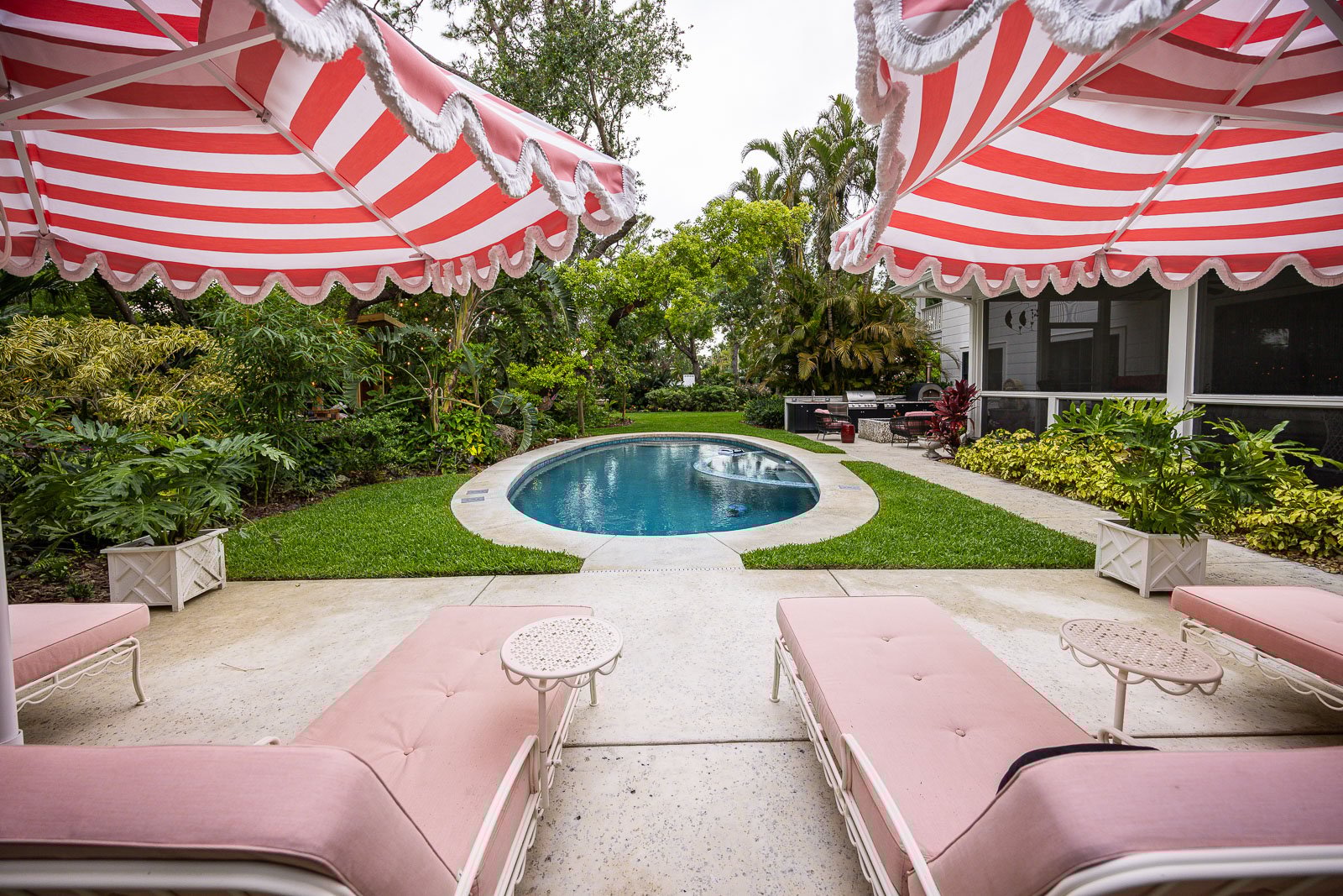 backyard landscape beds patio outdoor seating pool 1