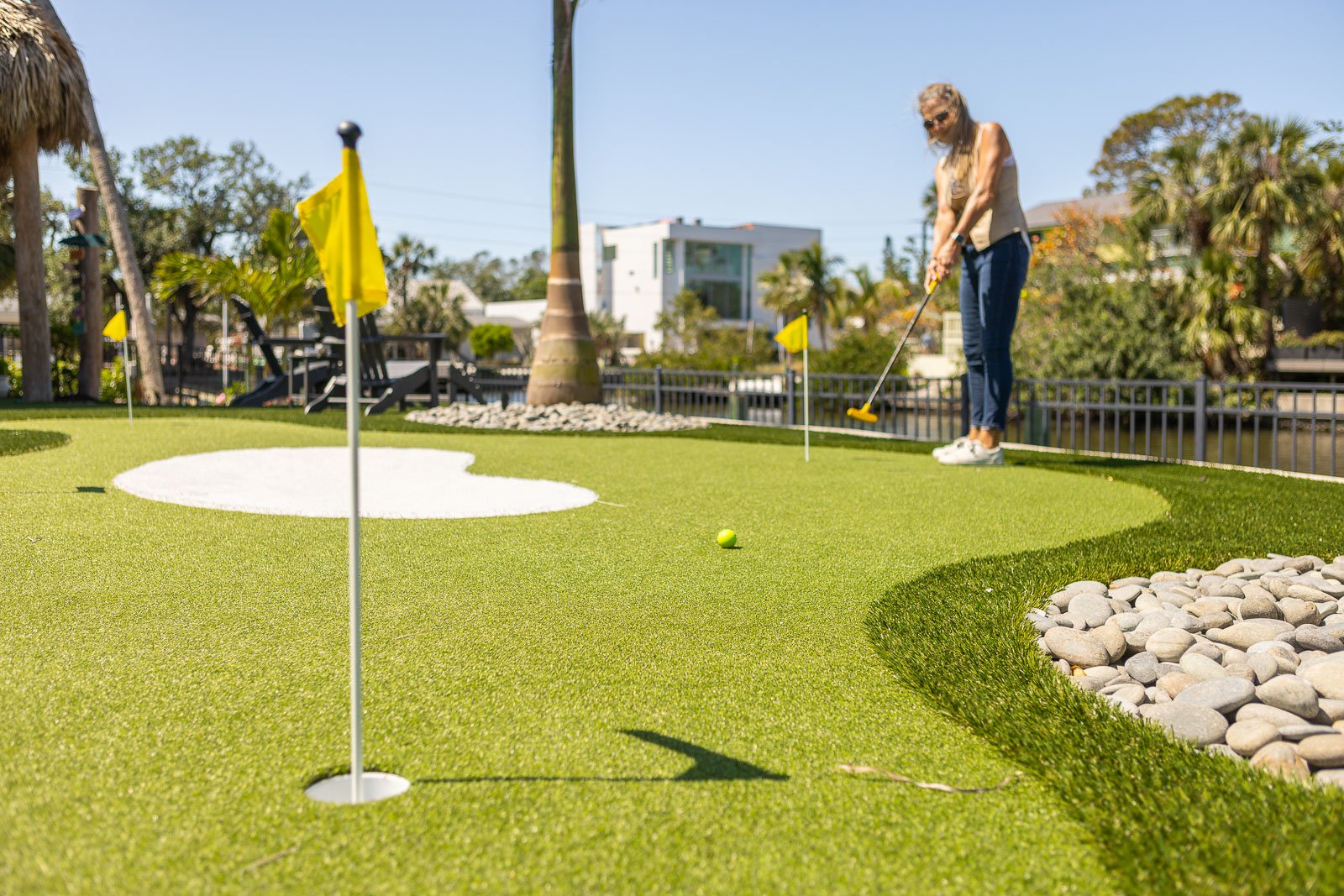 customer artificial turf putting green backyard 1