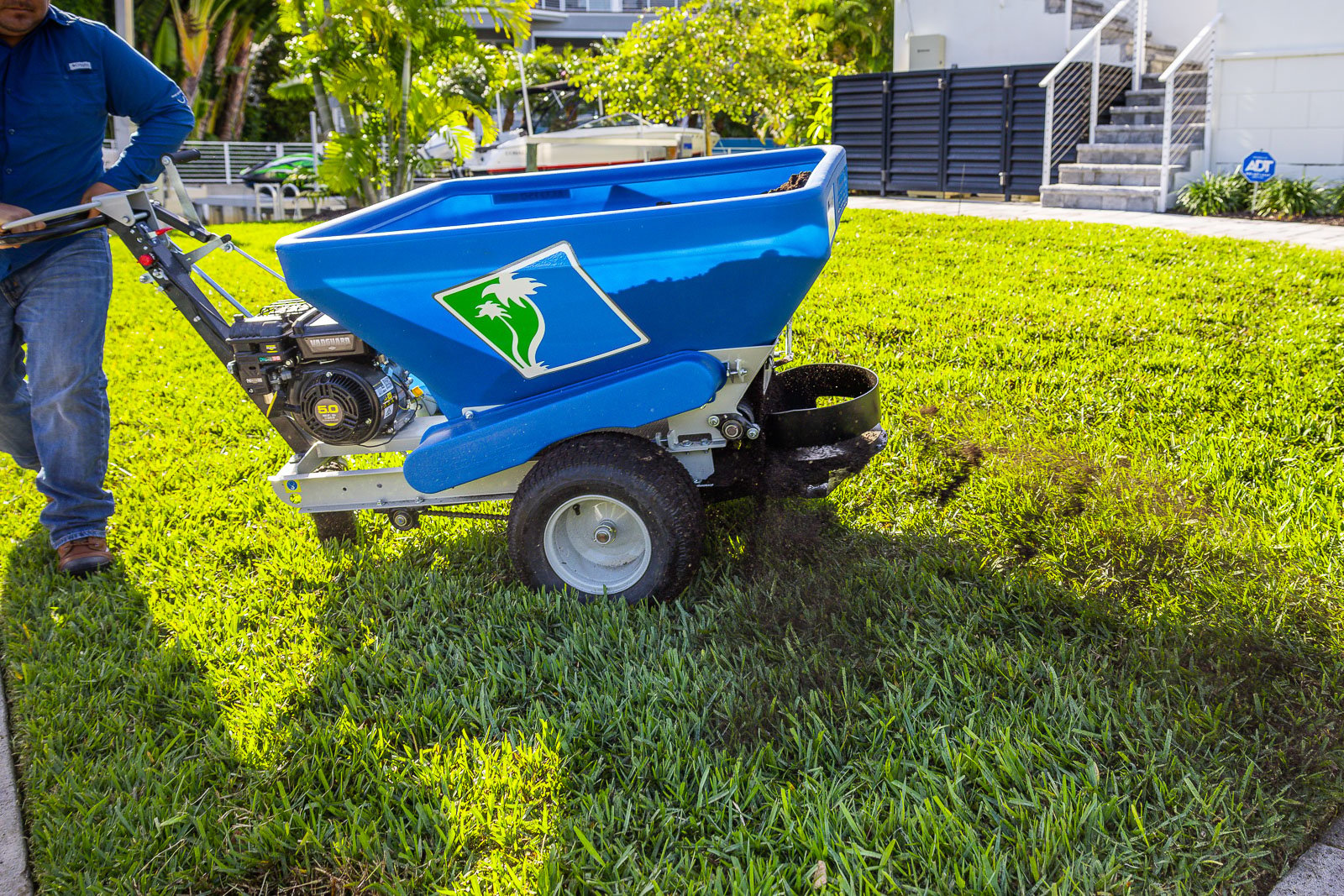 top dressing lawn care 