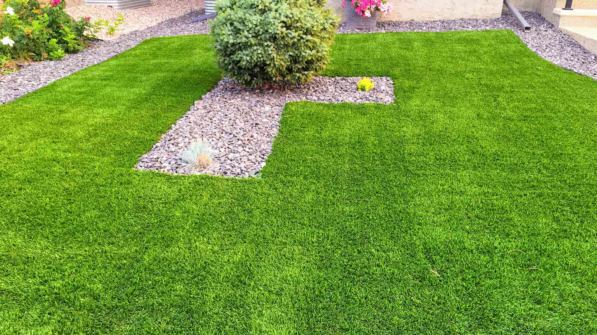 banner-artifical-turf-installed-for-front-yard